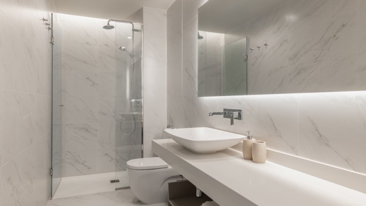 7 Tips for Decorating a Small Bathroom